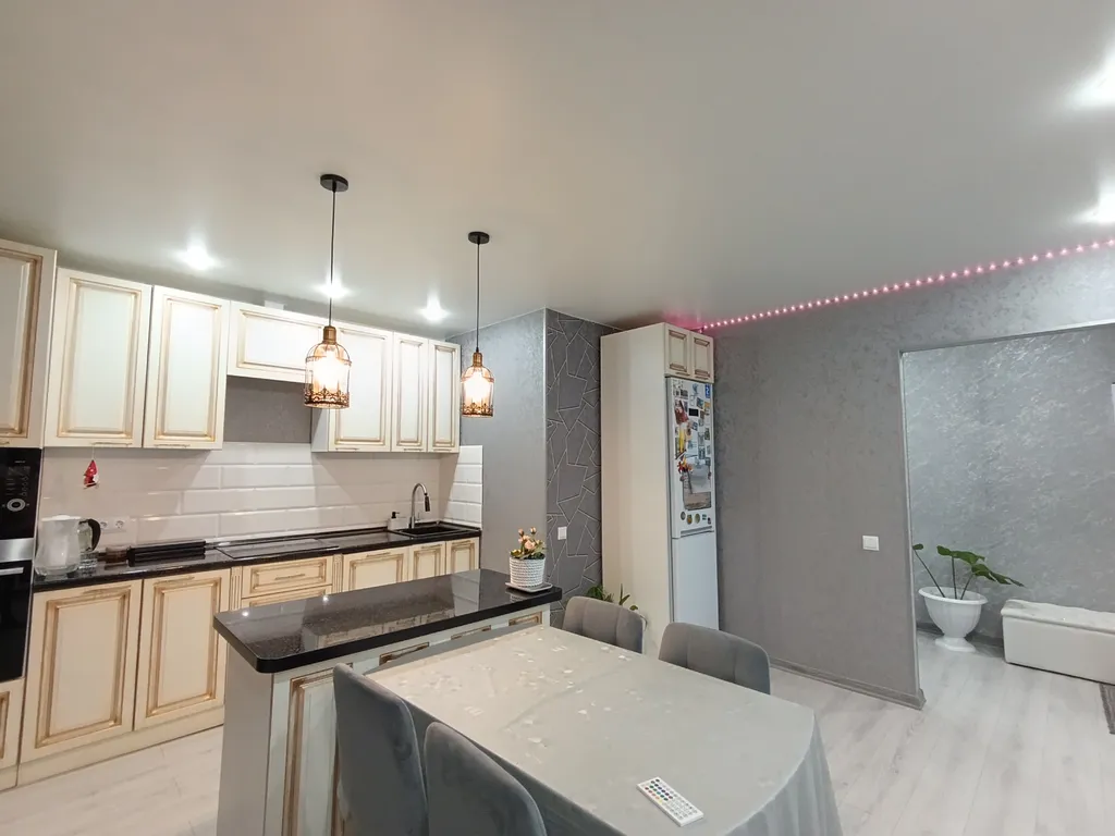 Двухкомнатная напротив Оазис Плаза