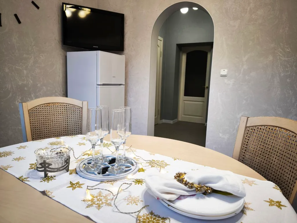 Квартира Квартира профессора в центре  у парка Луизы — Калининград