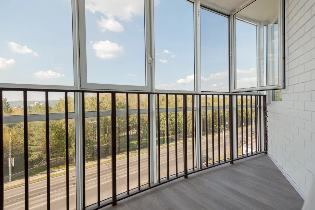 Уютная в центре города, гостиничный сервис, кондиционер бесконтактно