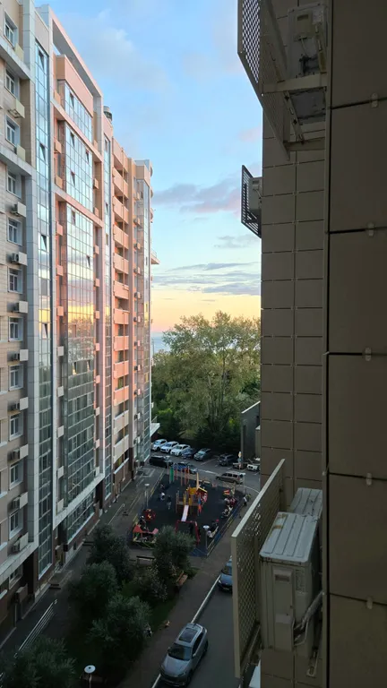 Квартира Двухкомнатная квартира с видом на море, ЖК Посейдон, 2 мин до пляжа — Сочи