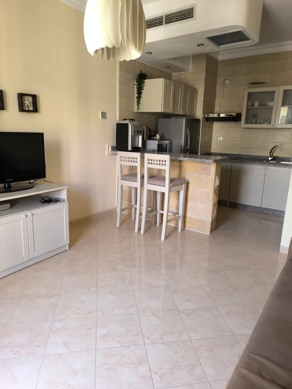 Квартира в Palm Beach Piazza Сахл Хашиш с собственным пляжем