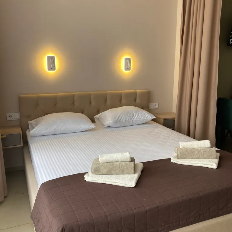 Апартаменты Sun & Atlas в Судаке в 30 м от моря с видом на горы