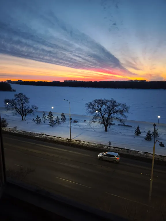 Уютная квартира с видом на реку Иртыш