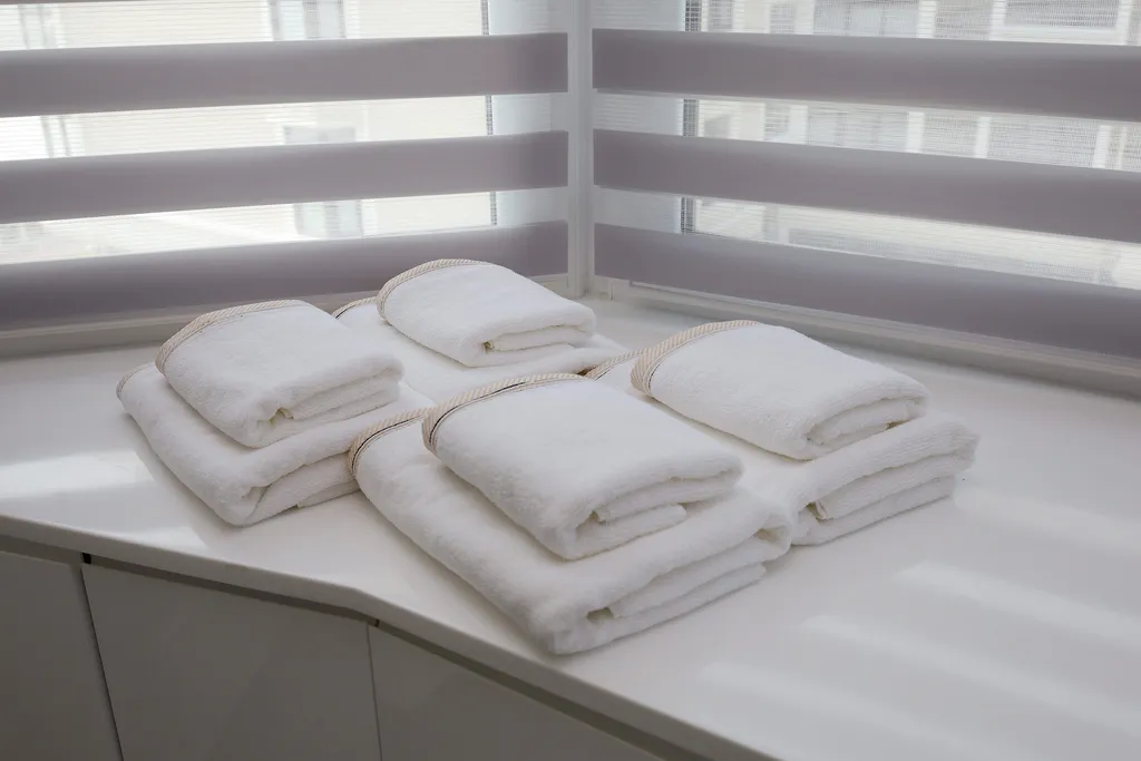 Уютная двухкомнатная квартира с дизайнерским ремонтом возле моря