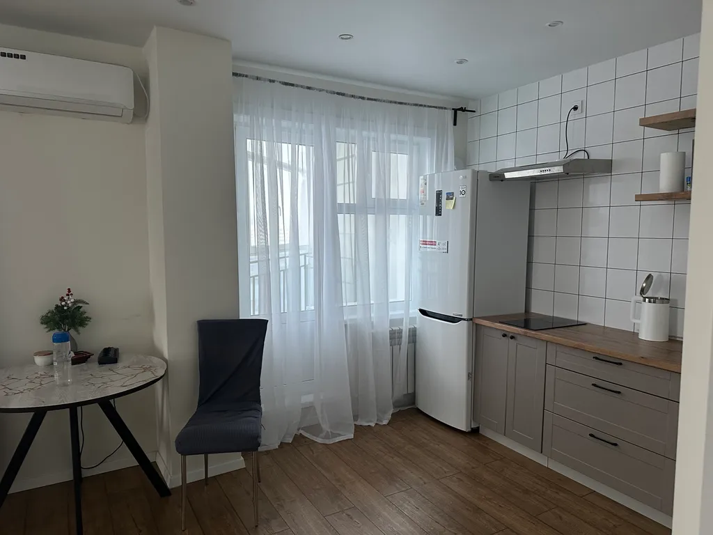 Студия с видом на стадион, парк