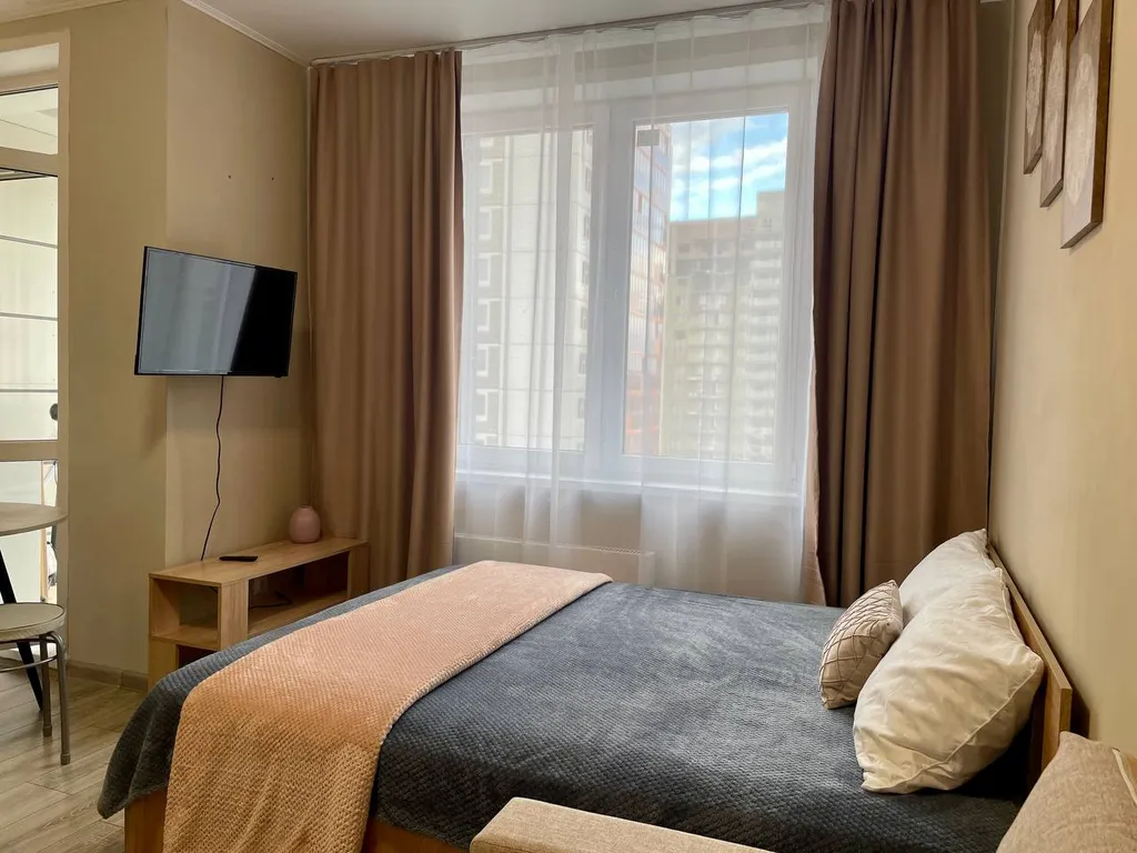 Квартира Стильная студия на Апрельской — Красноярск