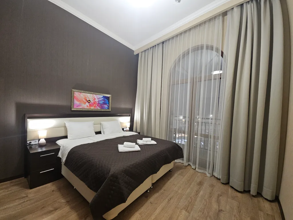 Квартира Апартаменты комфорт+ 2 спальни, 3 балкона, виды на город, реку и горы — аренда посуточно в Эсто-Садок