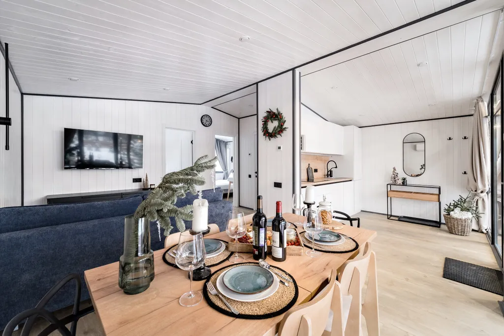 Семейный коттедж с 2 спальнями и мангальной зоной — аренда посуточно в Троицк