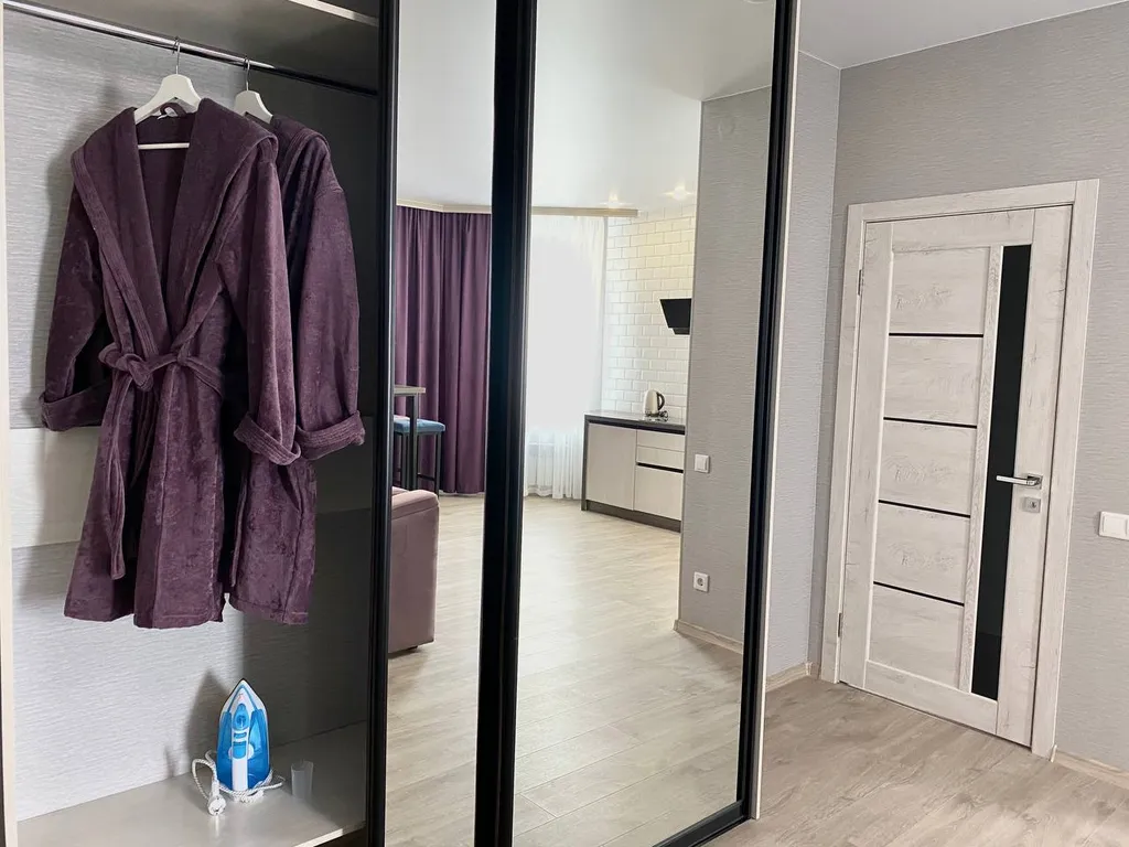 Яркая студия в апарт-отеле Кристалл!