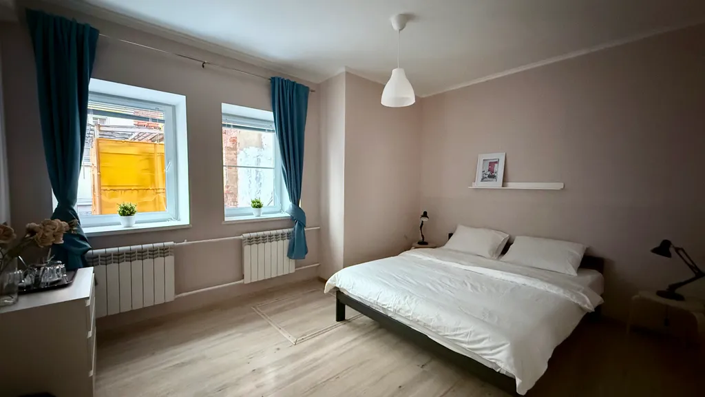 Квартира Светлая и уютная комната в центре — аренда посуточно в Москва