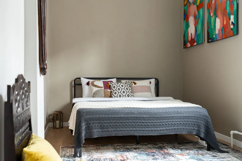 Арт квартира у Набережной