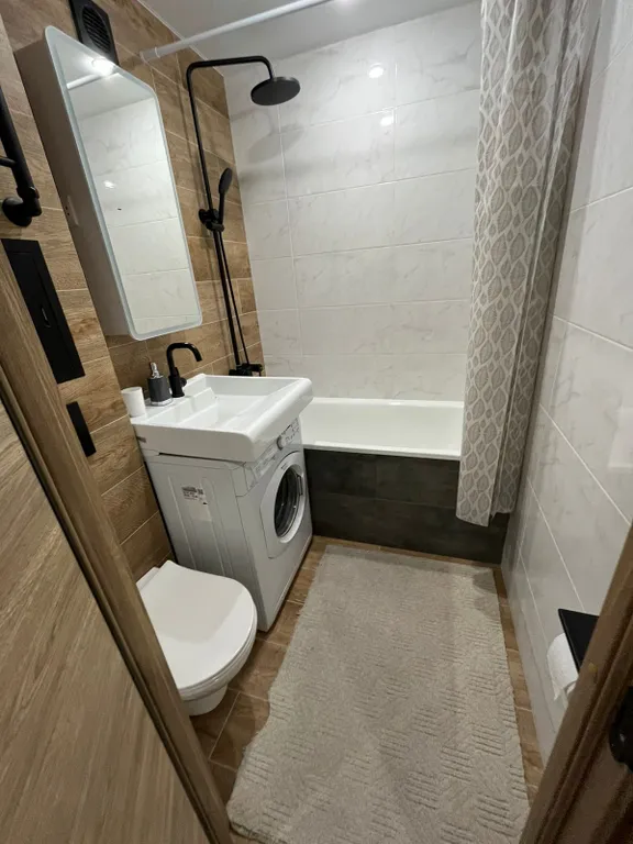 Просторная квартира на красной линии в центре