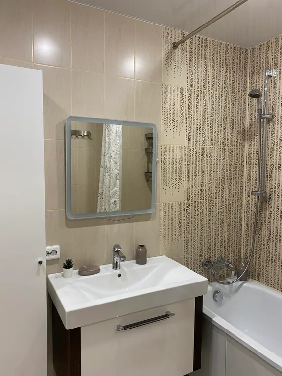 Просторная уютная студия в центре города