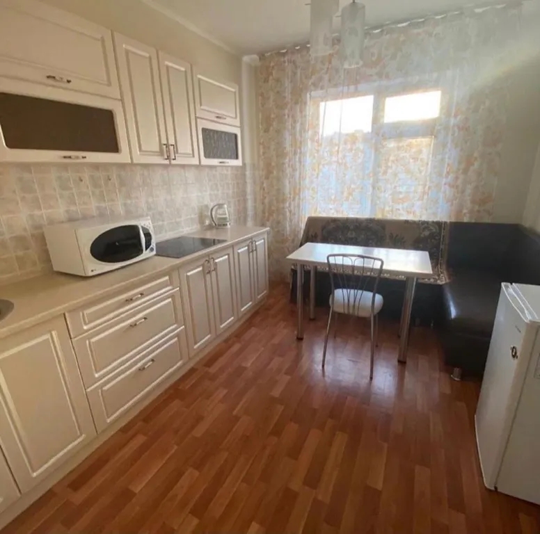 Квартира Чистая однокомнатная квартира — Новосибирск