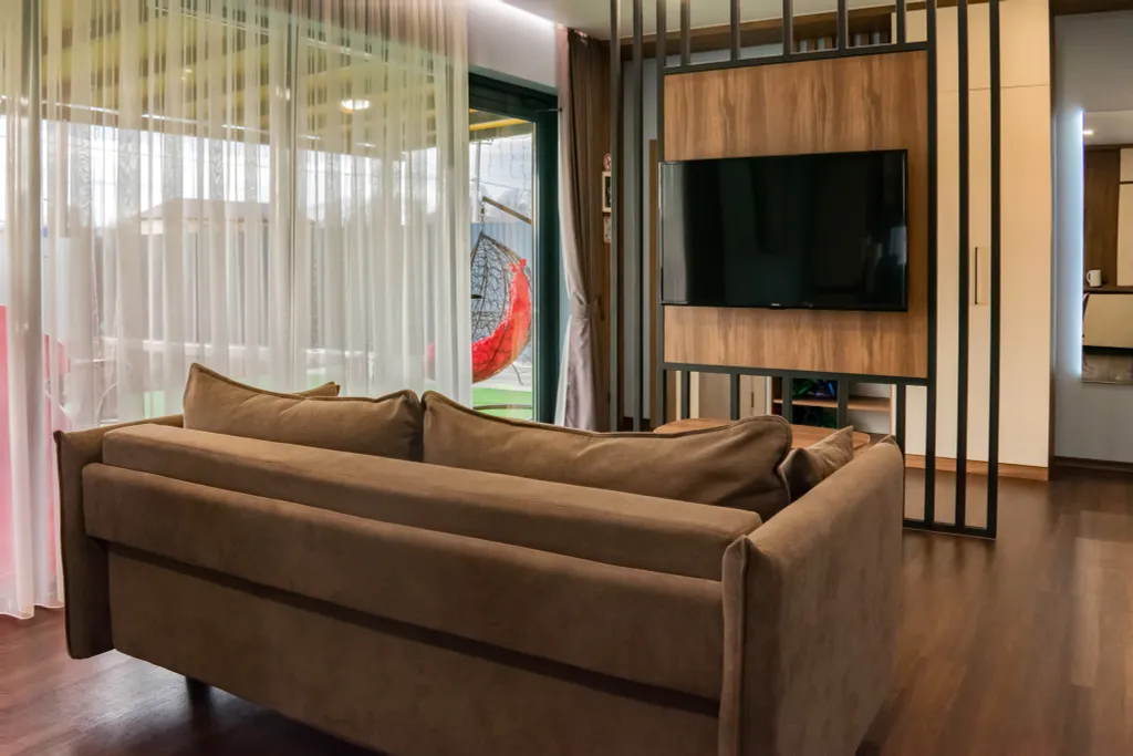 Дом с бассейном