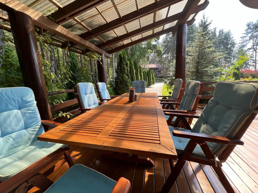 Коттедж на берегу Суходольского озера