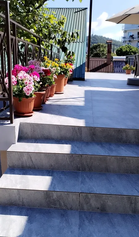 Этаж под ключ у моря в Вардане