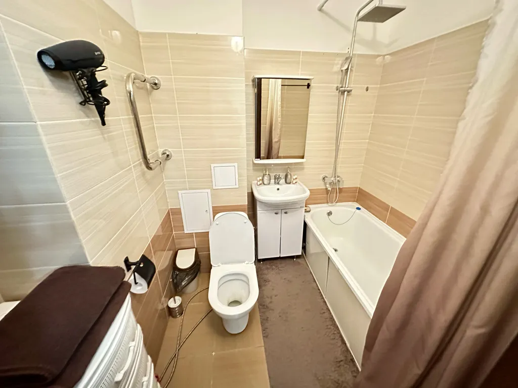 Квартира на Парковом у реки с камином и кондиционером