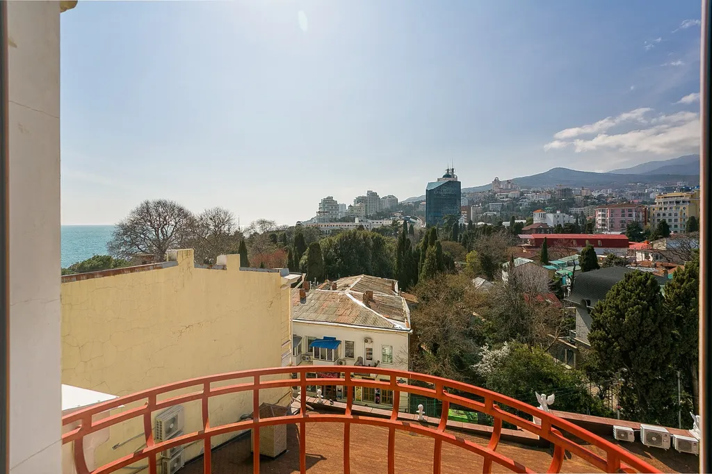 Апартамент в Доме Композитора на первой линии