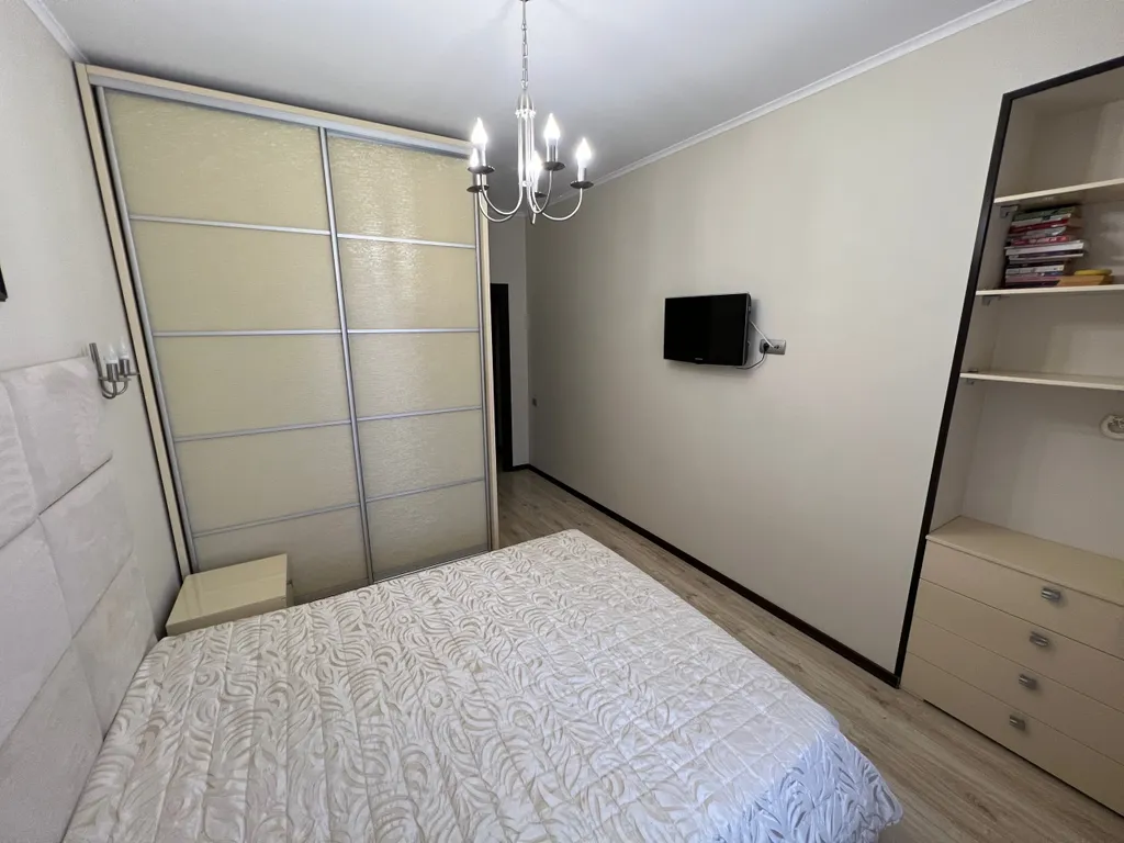 Просторная двухкомнатная квартира в элитном доме