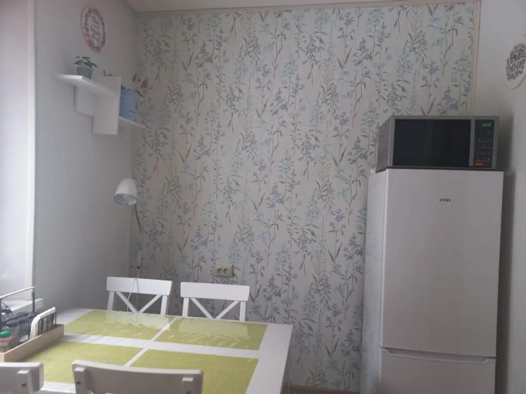 Солнечная квартирка с видом на горы