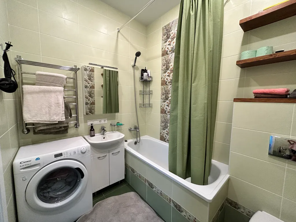 Квартира Квартира Отличная двушка с боковым видом на море — Геленджик