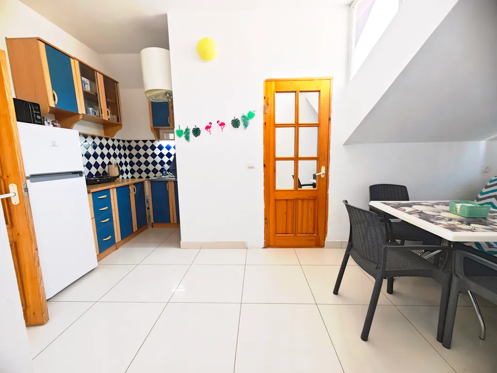 2-комнатный апартамент с видом на море