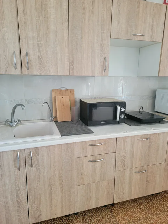 1к квартира на 6 спальных мест, рядом магазины