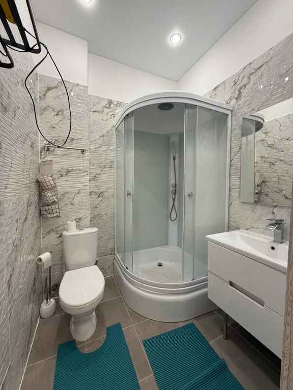 Уютная комната на первой береговой линии