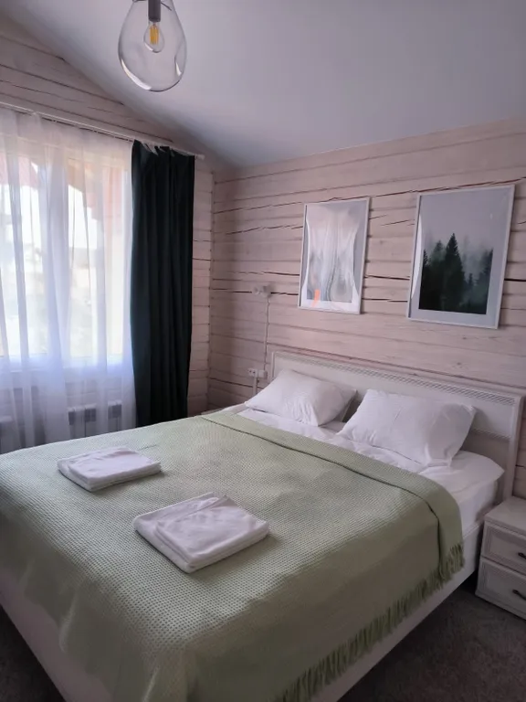 Коттедж на большую компанию близко от подъемника