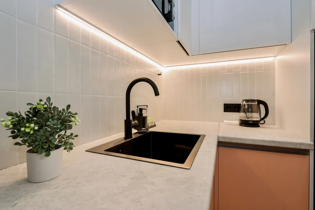 Дизайнерская студия премиум-класса c великoлепным видом для двоиx