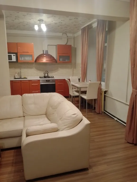 Уютная 2-комнатная квартира с кондиционером в центре города — аренда посуточно в Березники