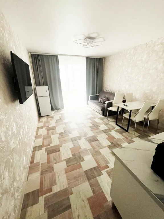 Отличная трехкомнатная квартира в центре