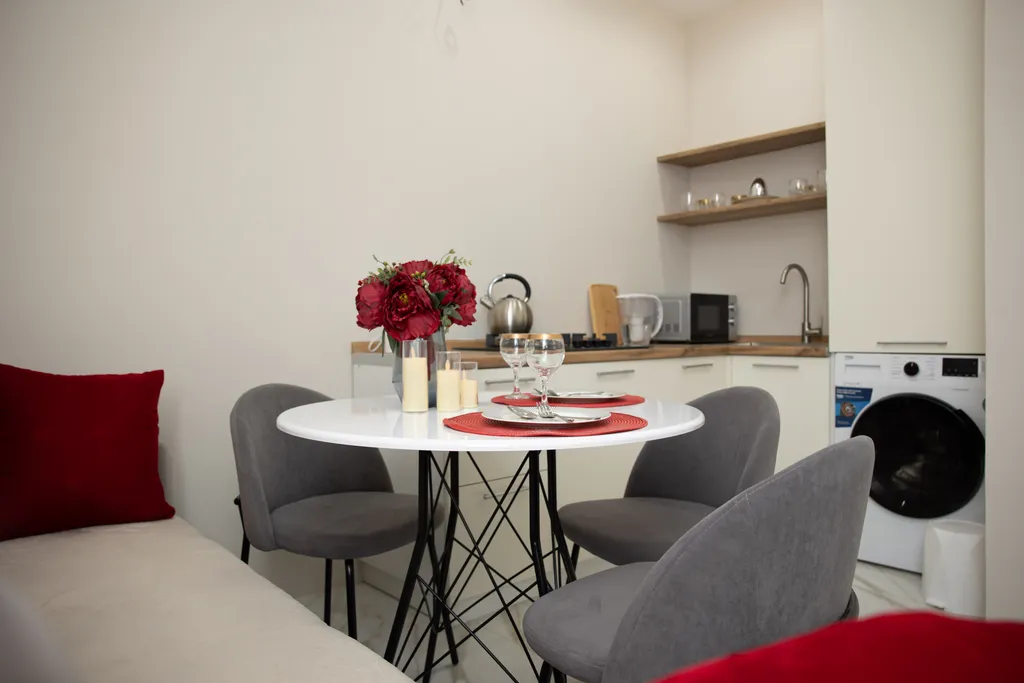 Коттедж Коттедж Трёхкомнатная квартира в историческом центре — Махачкала