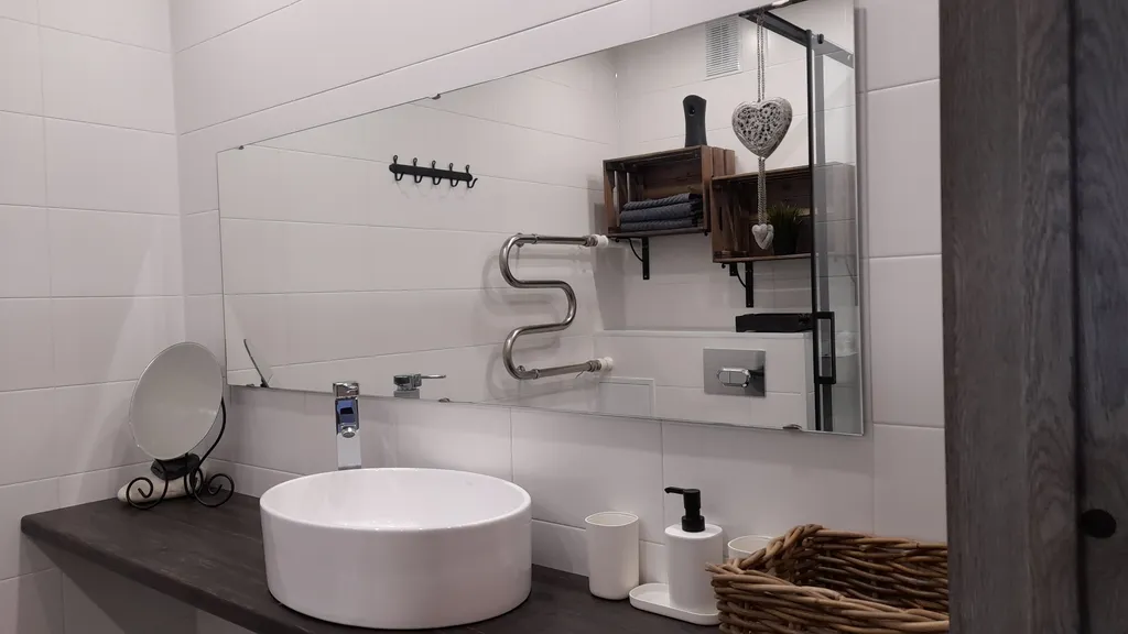 Современная студия на Авиаторов