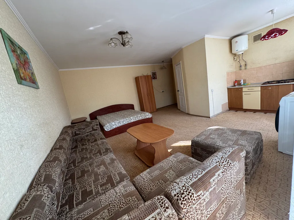 Уютная квартира на курорте. Солевое озеро, грязи, зоопарк, аквапарк.