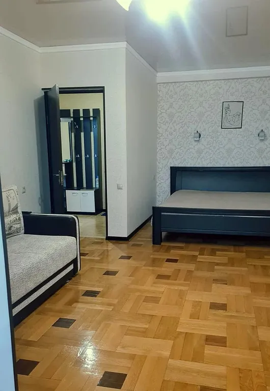 Квартира со свежим ремонтом рядом с морем