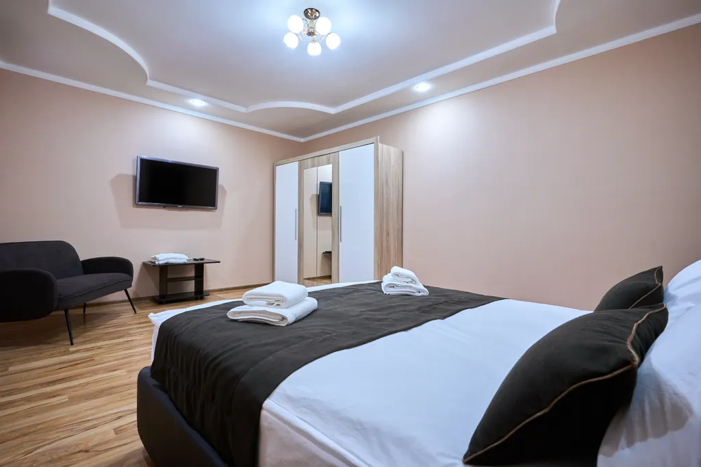 6-комнатный Дом