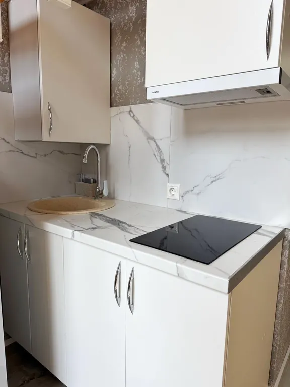 Апартаменты двухуровневые для троих, 3 минуты до пляжа