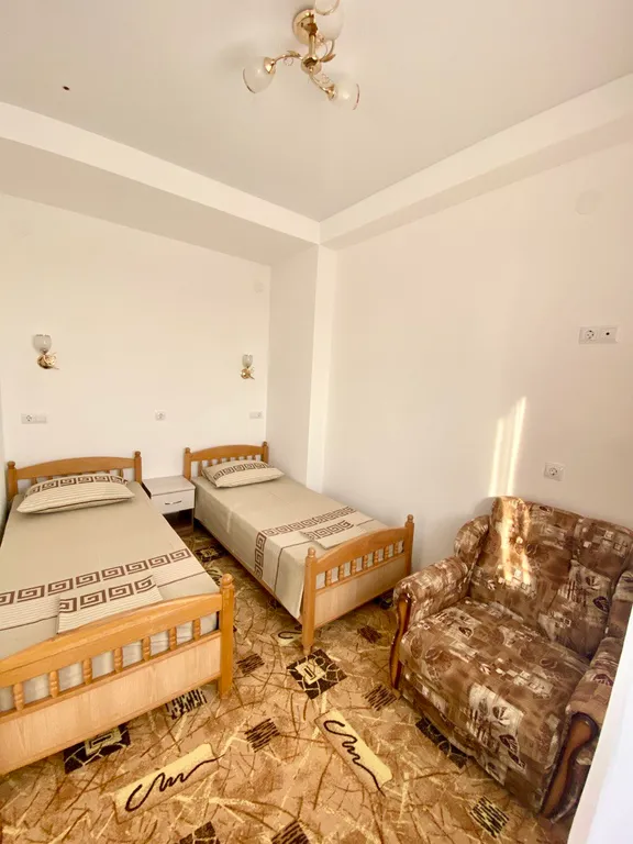 Комната с двумя спальнями для большой семьи