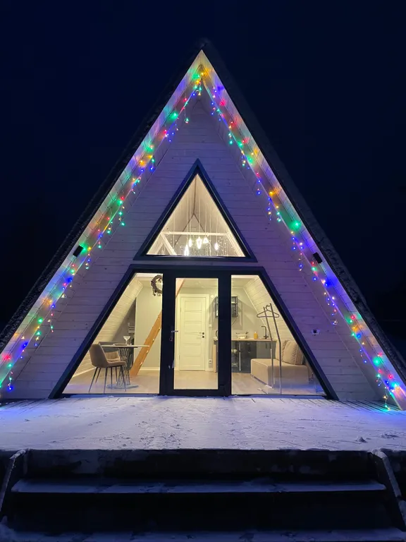 Коттедж Современный а-фрейм — аренда посуточно в Великий Новгород