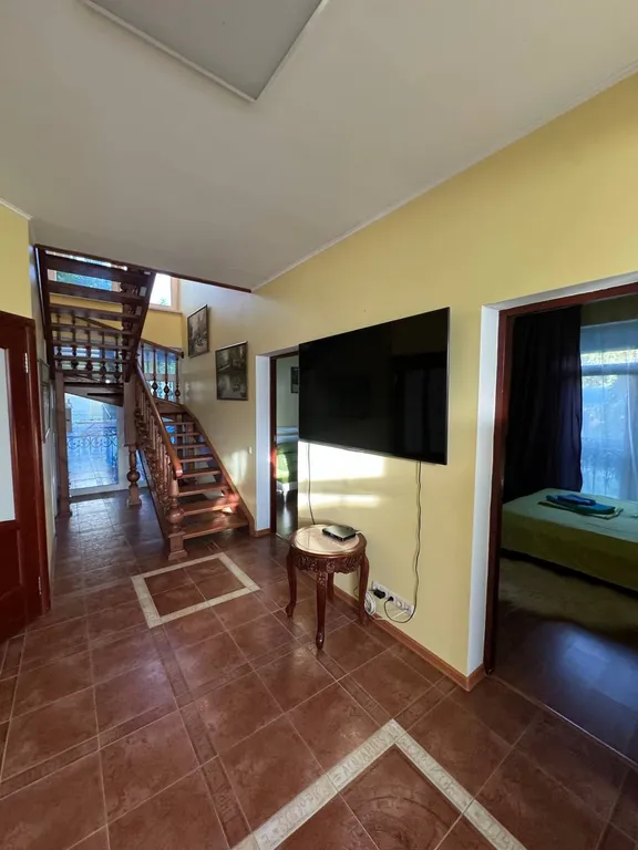 Дом с бассейном