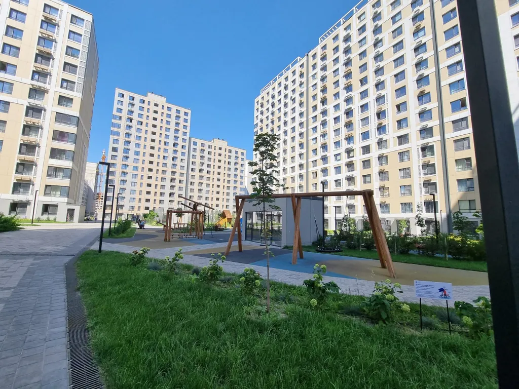 уютная двухкомнатная квартира рядом с Grand park