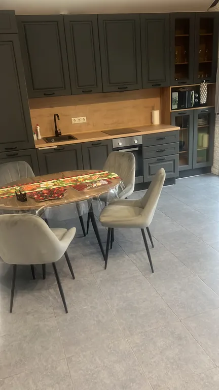 Уютный дом у леса