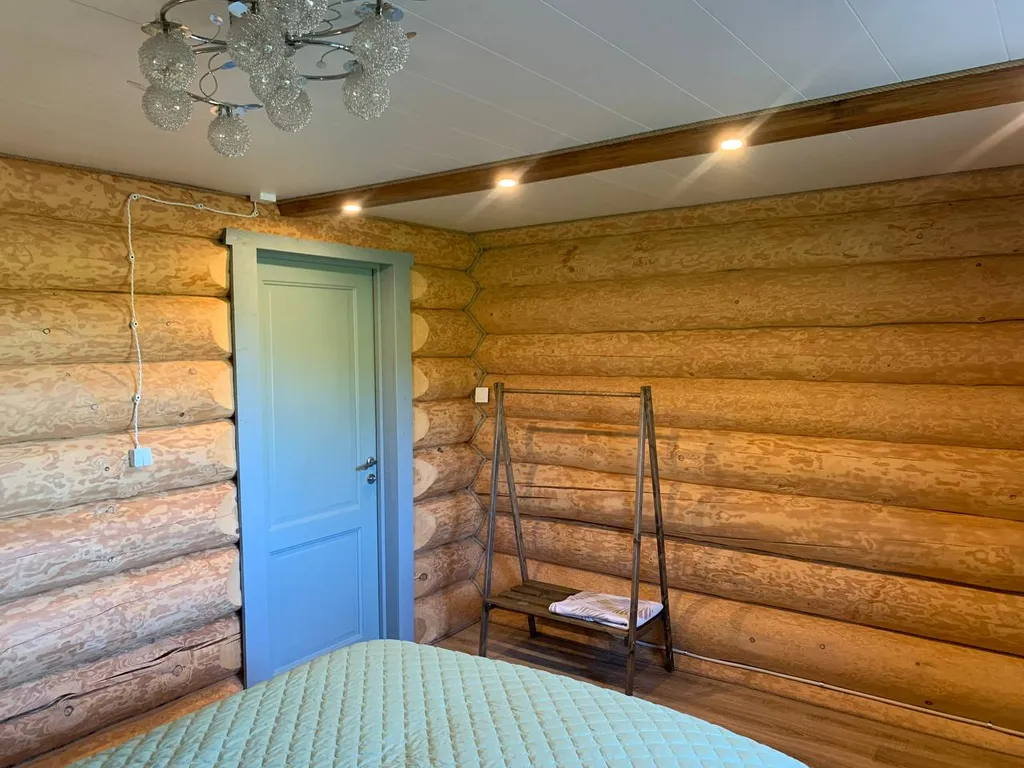 Коттедж Дом с видом на озеро — Крошнозеро