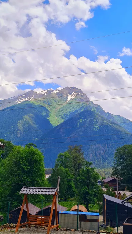 Экодомик с великолепным видом на горы