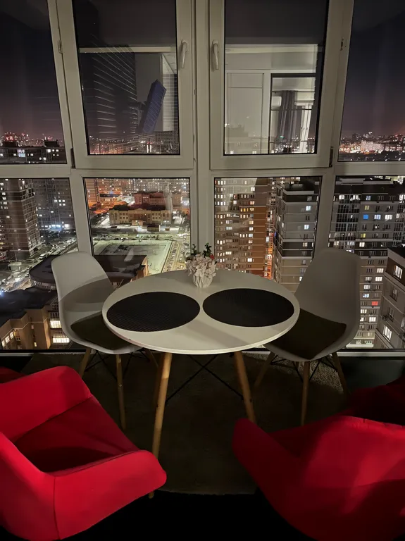 Красивая видовая студия с панорамой на 24 этаже