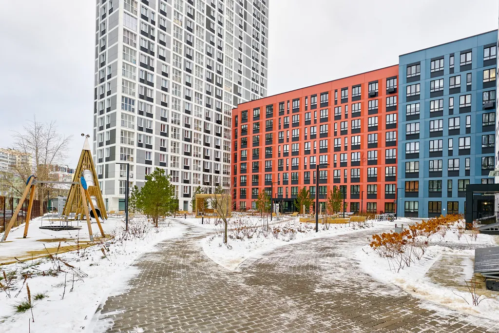 Современная студия в новом доме