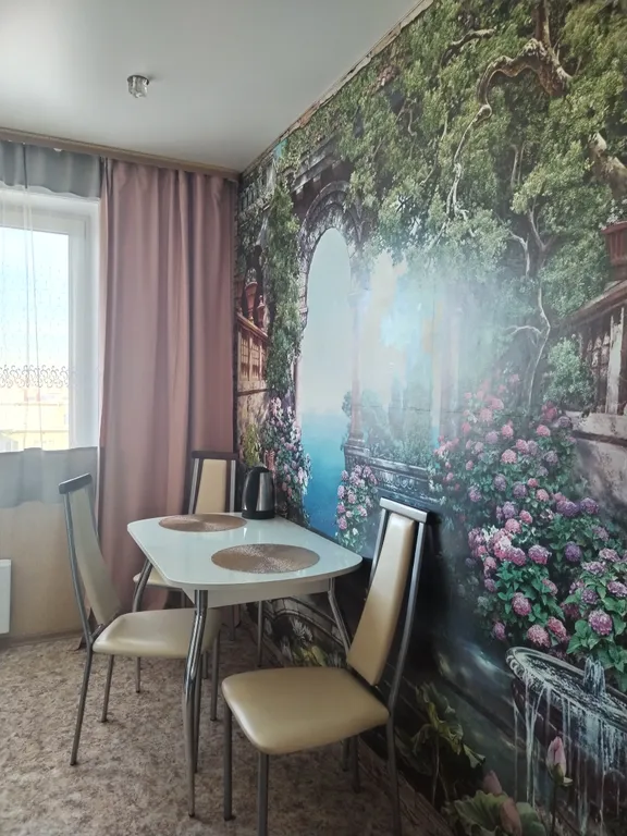 Уютная в самом центре по пути на Югус