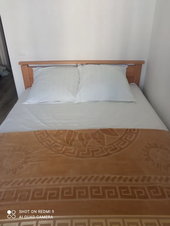 Уютная студия с видом на горы с бассейном